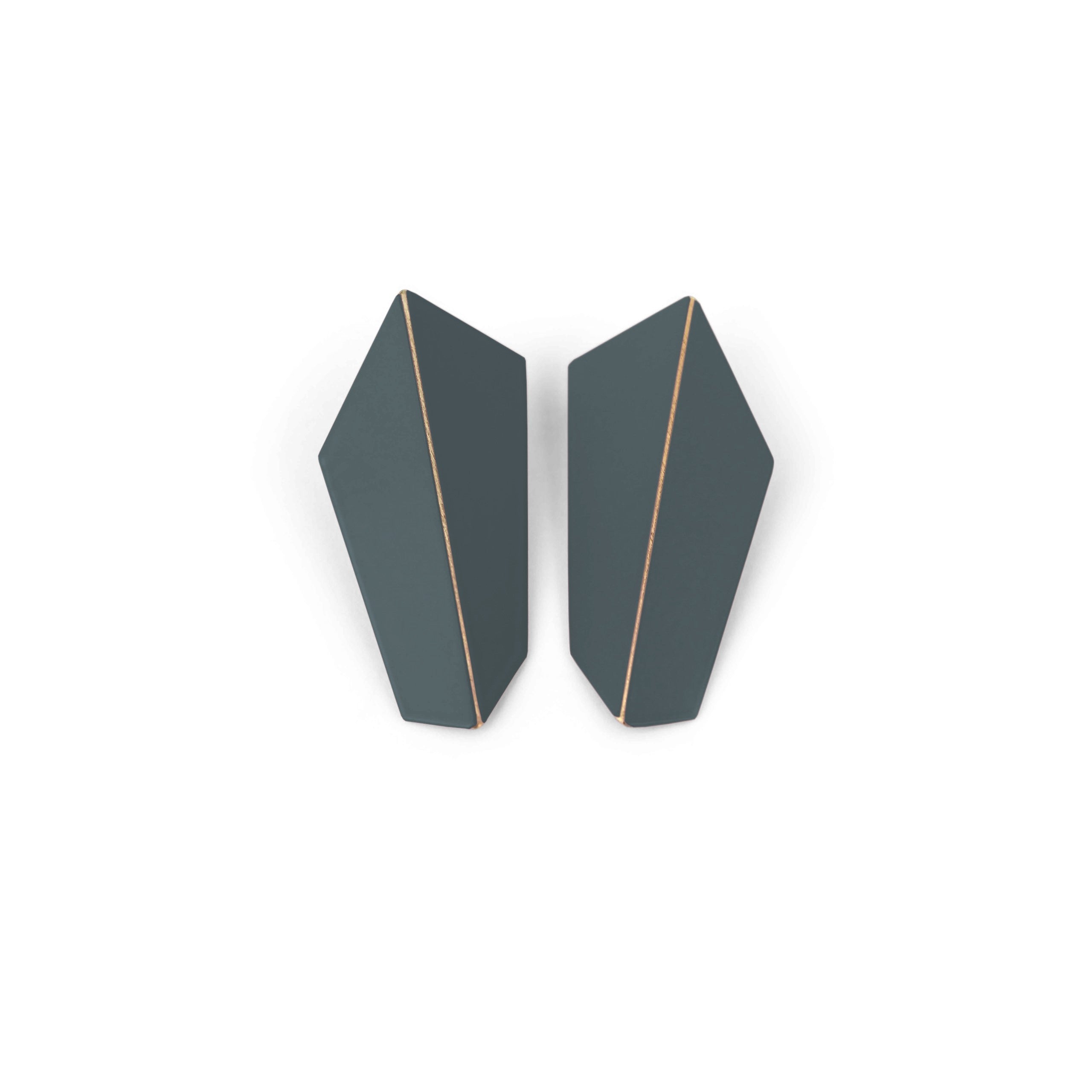 Boucles d'oreilles pliées verticales modèle Folded Vertical, vue alternative