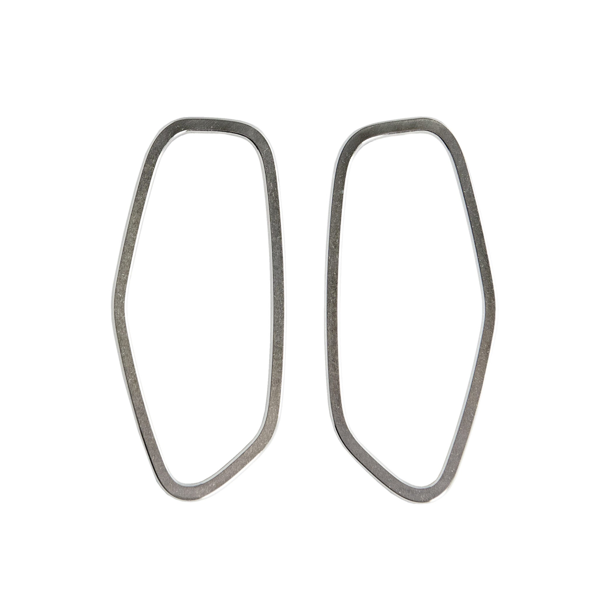 Boucles d'oreilles argentées modèle Frames grand format, vue finale