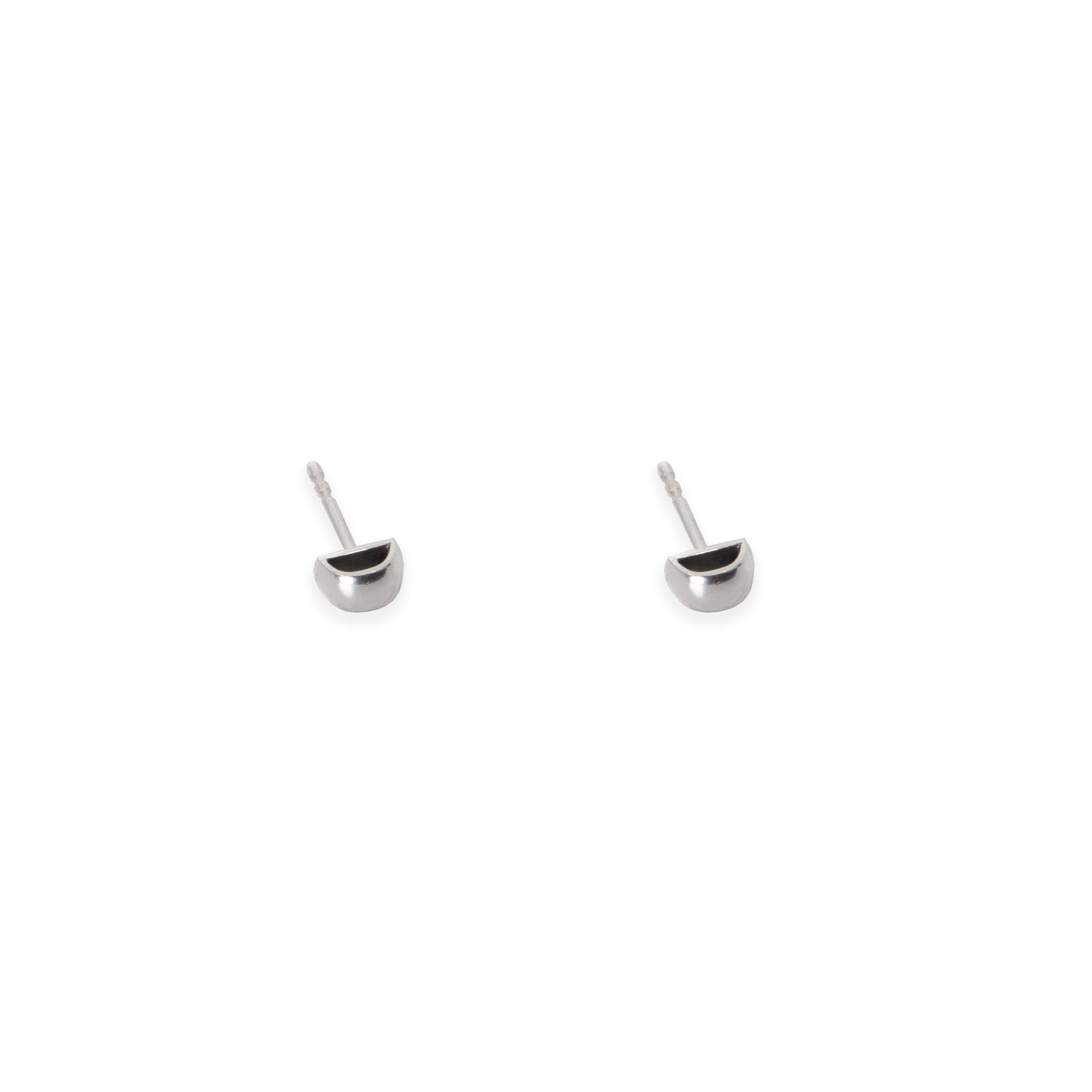 Boucles d'oreilles modèle HOLLOW petite taille en métal, vue produit