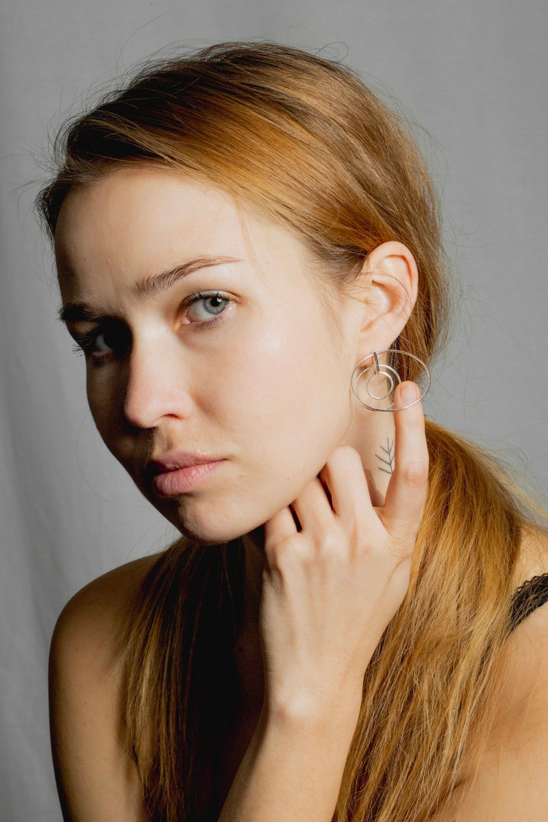 Boucles d'oreilles modèle LAYERS x3 en métal, vue alternative