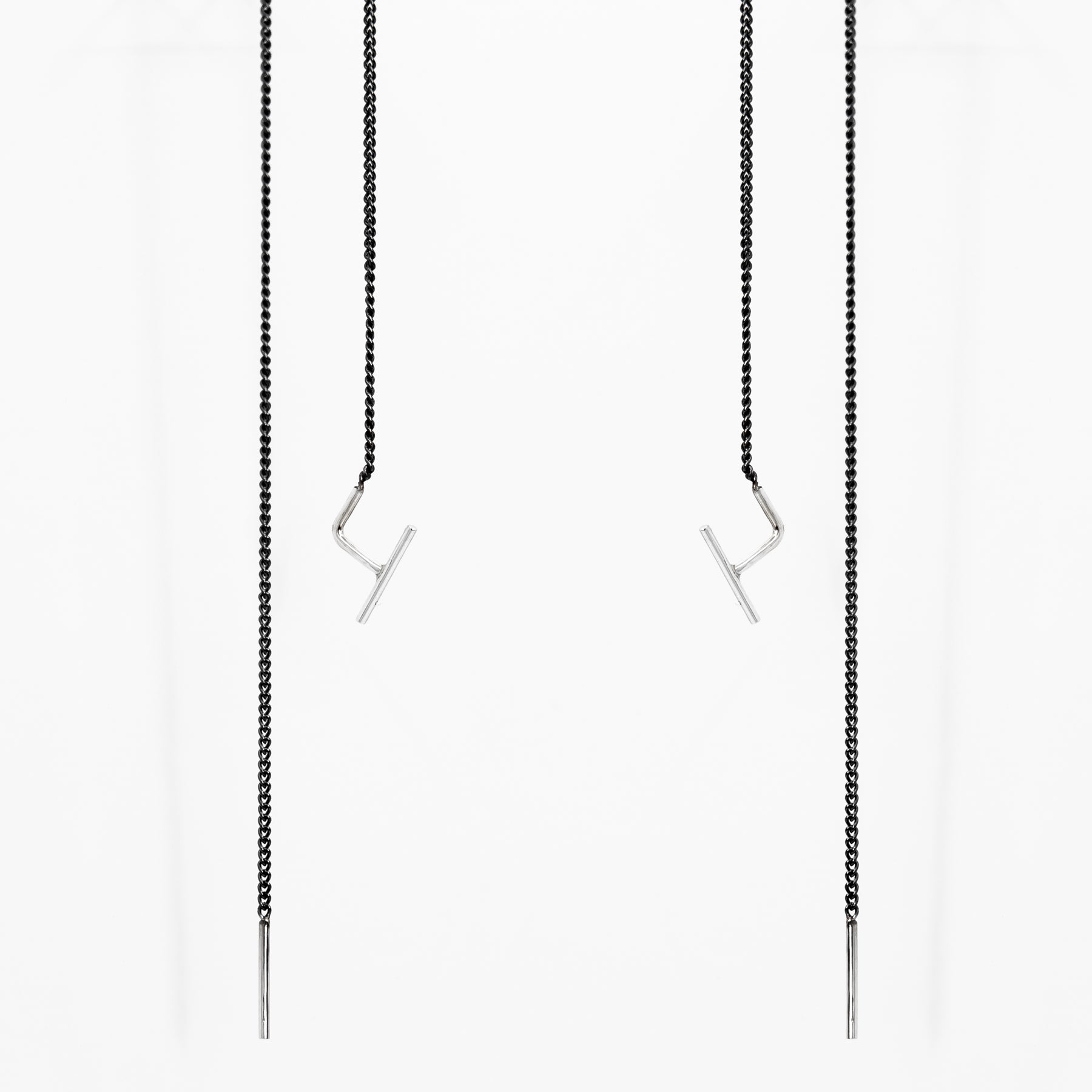 Boucles d'oreilles modèle SWING 2 en métal, vue détaillée