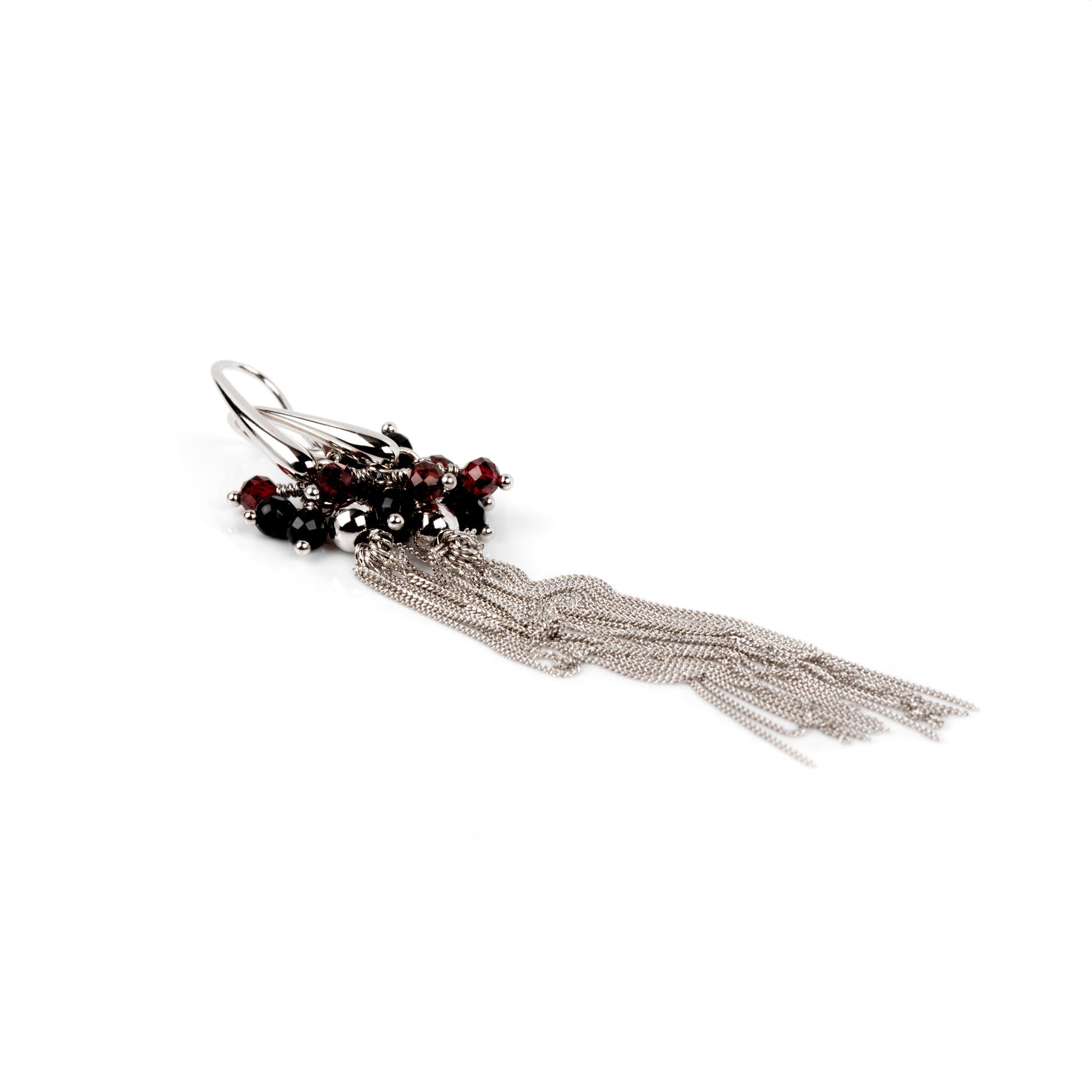 Boucles d'oreilles myamoon modèle Cherie pompon noir et argent, vue alternative