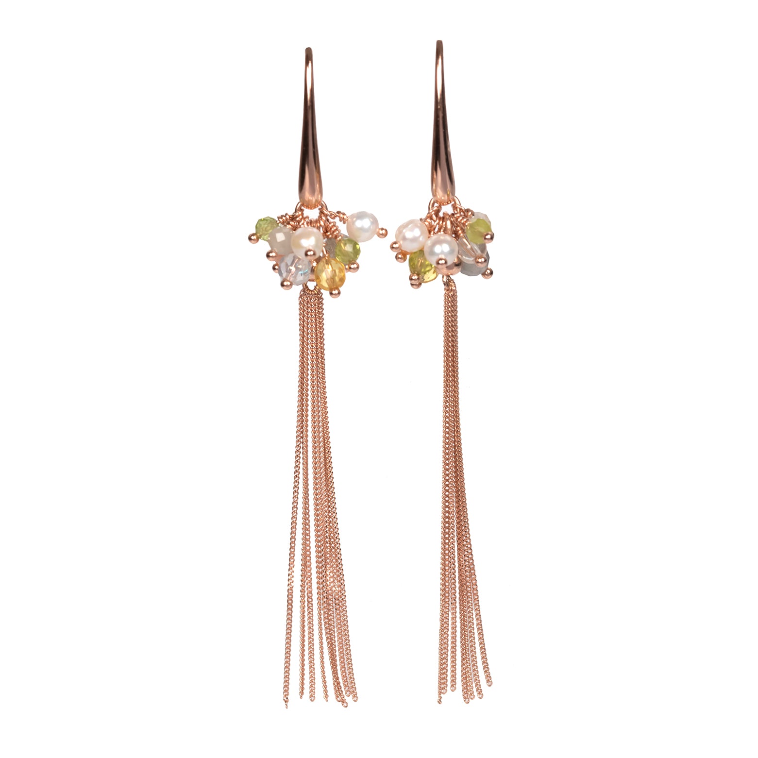 Boucles d'oreilles myamoon modèle Cherie pompon rose et or, vue produit