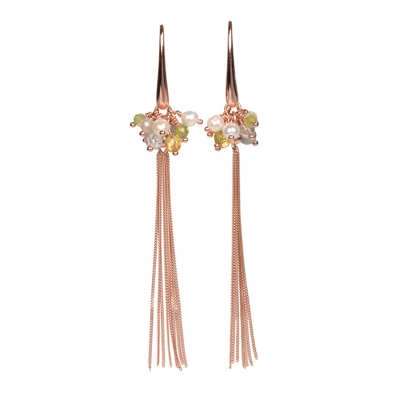 Boucles d'oreilles myamoon modèle Cherie pompon rose et or, vue produit