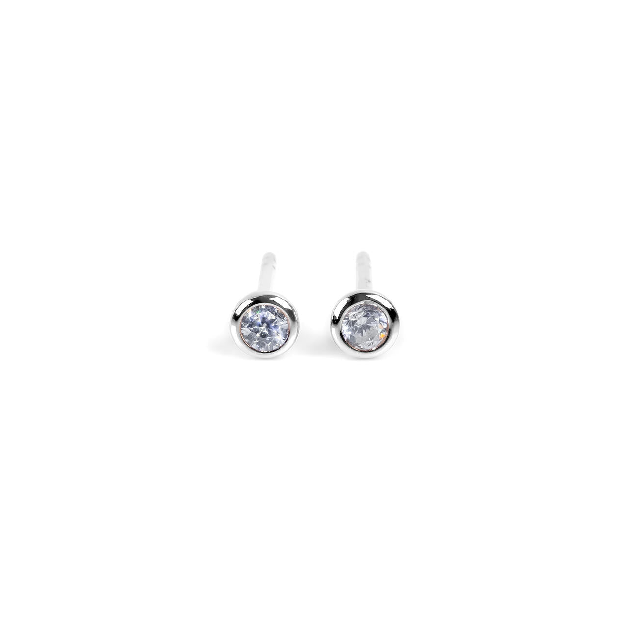 Puces d'oreilles myamoon modèle Illumi zircon blanc argent, vue finale