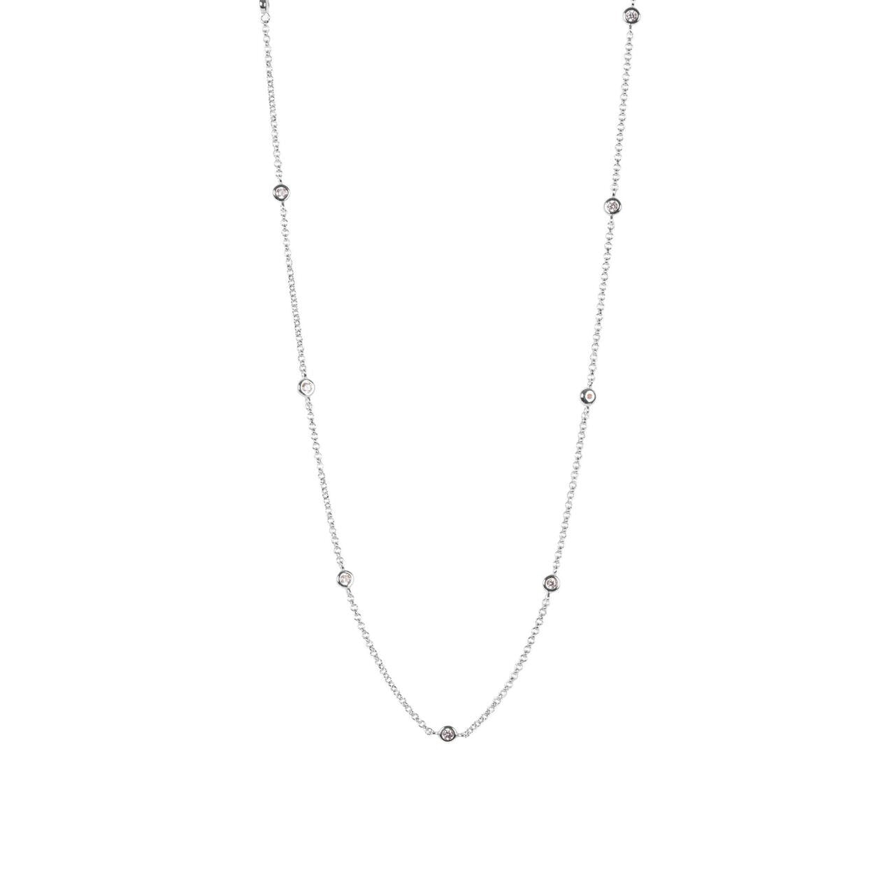 Collier myamoon modèle Illumi Doubled S, vue éditoriale