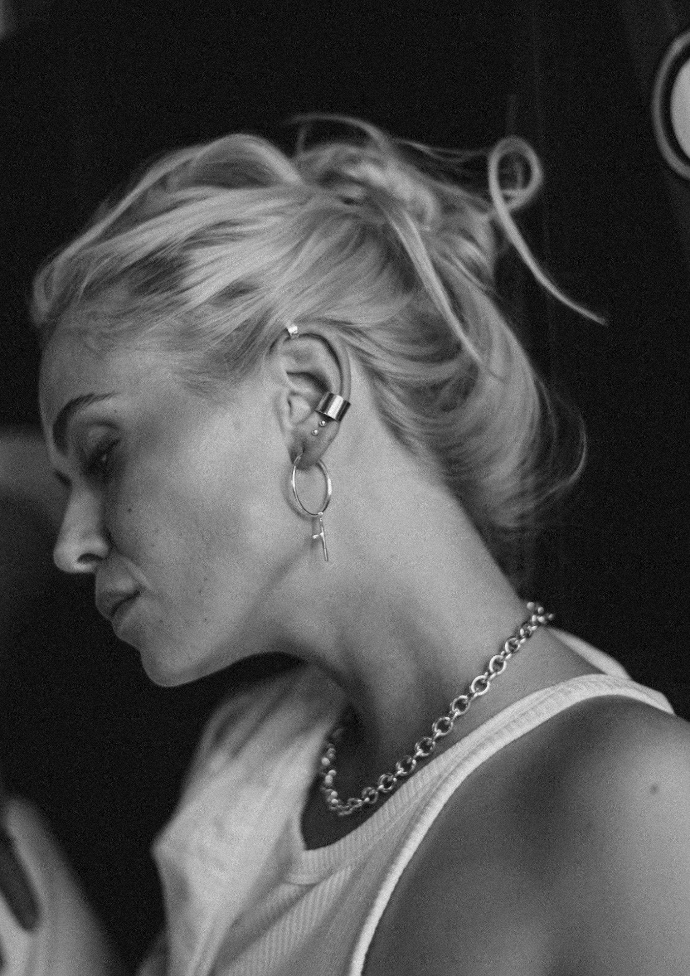 Ear cuff supérieur plat NO MORE en argent, vue alternative finale