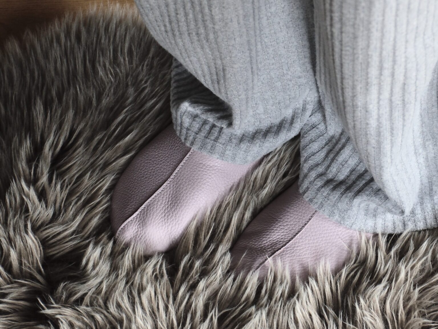 Chaussons Sulbi en feutre lilas, vue produit