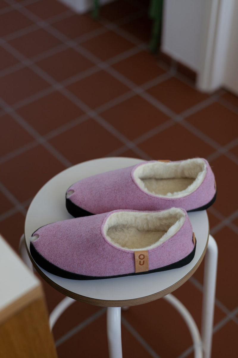 Chaussons TOKU Budapest doublés laine d'agneau rose pâle, vue produit