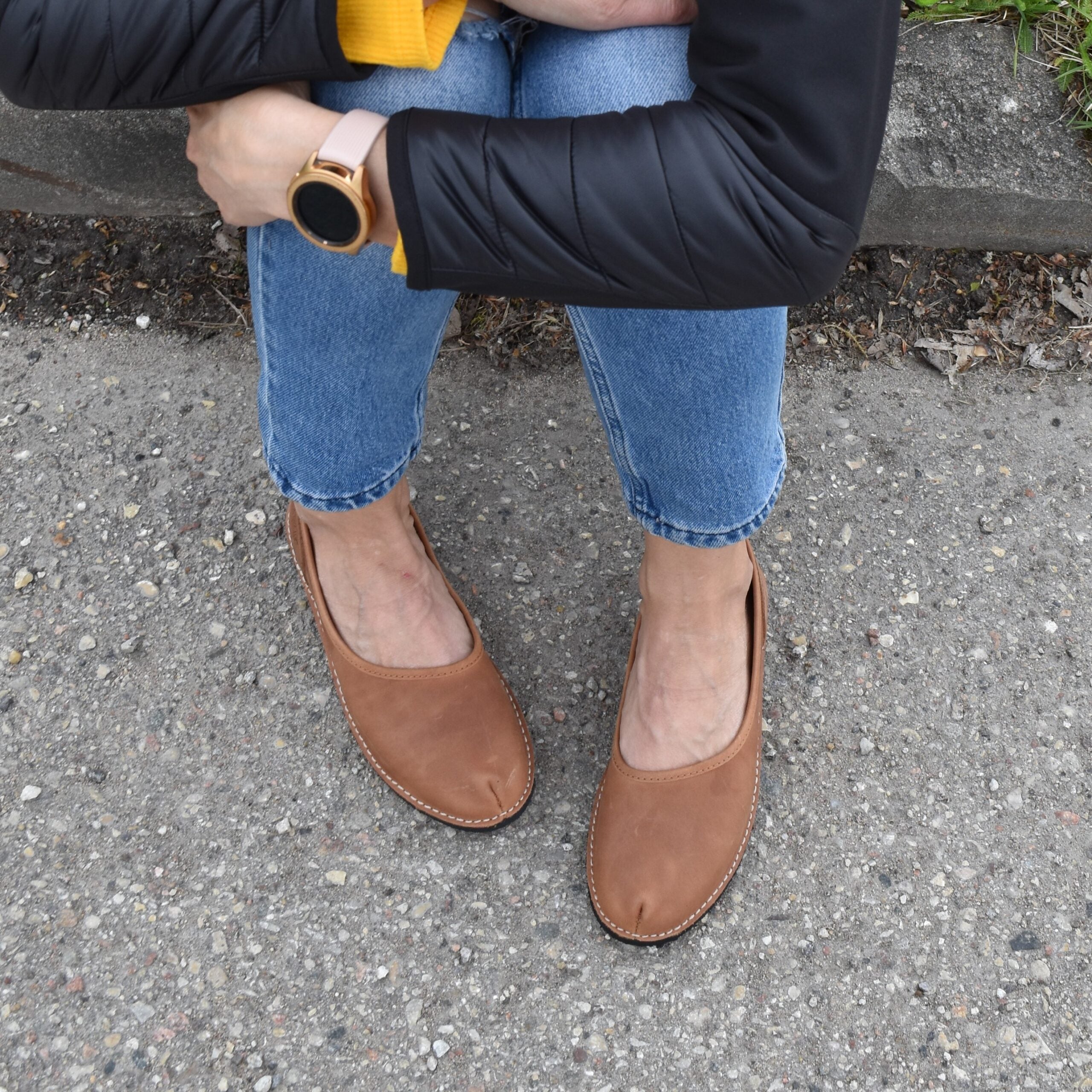 Chaussures Kuutsid OmaKing en cuir marron, paire posée