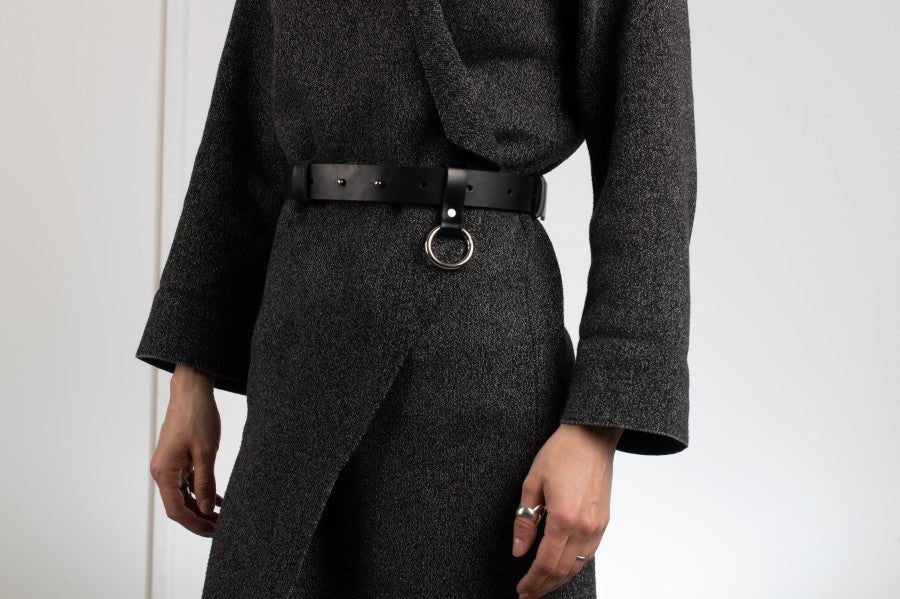 Ceinture Elon PYKOK en cuir noir, vue alternative