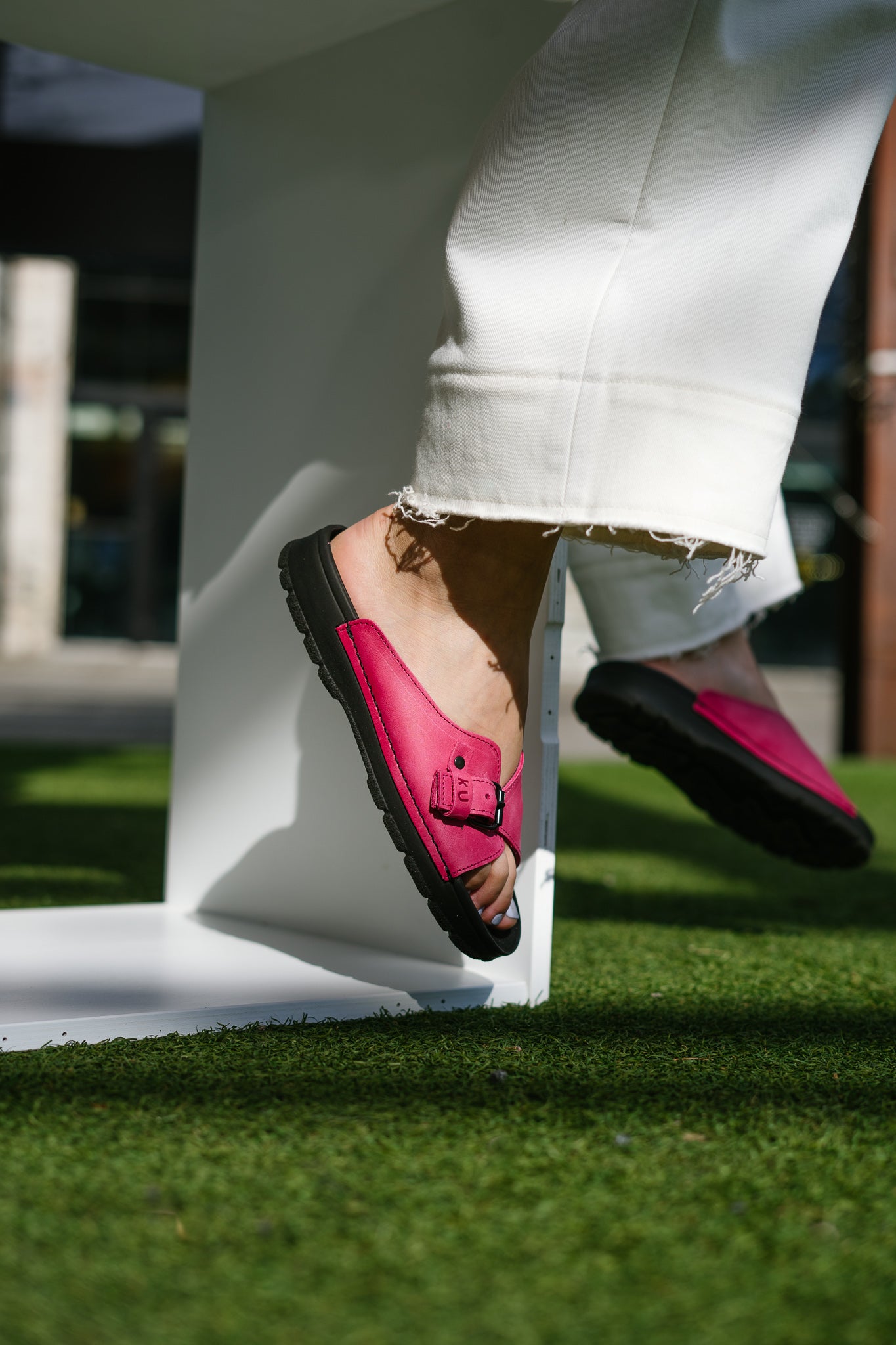 Sandales en cuir rose - TOKU Rome