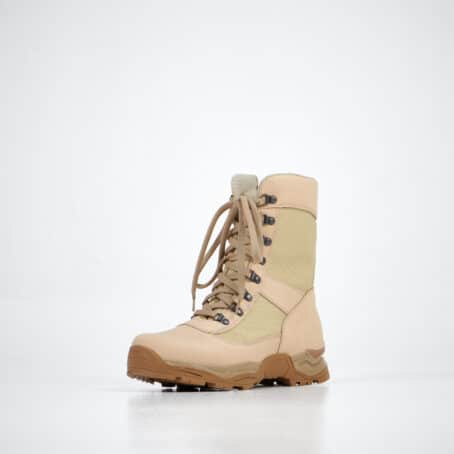 Desert boots en cuir noir avec fermeture zip latérale, vue arrière