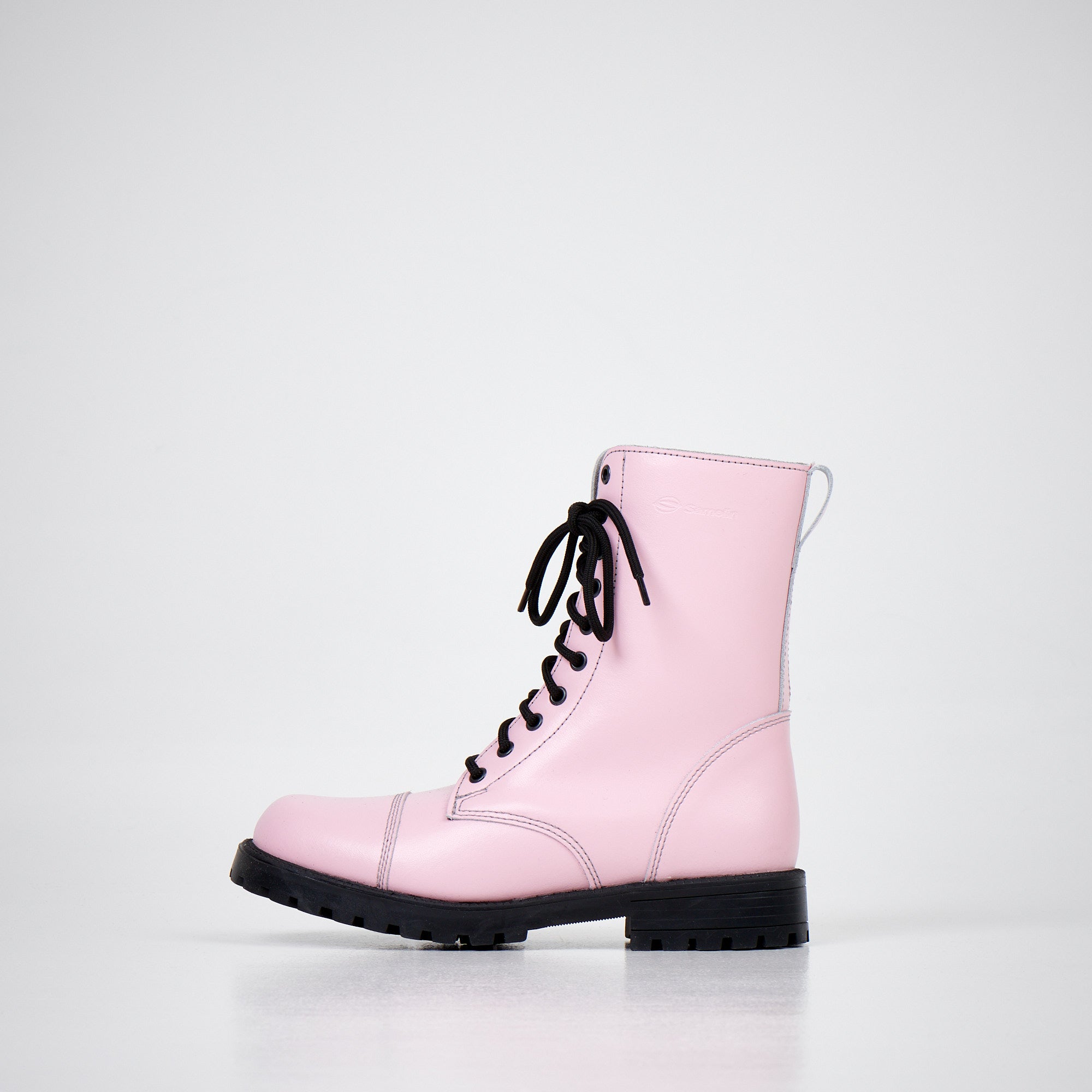 Bottines OmaKing 511 Pink en cuir rose poudré léger, parfaites mi-saison