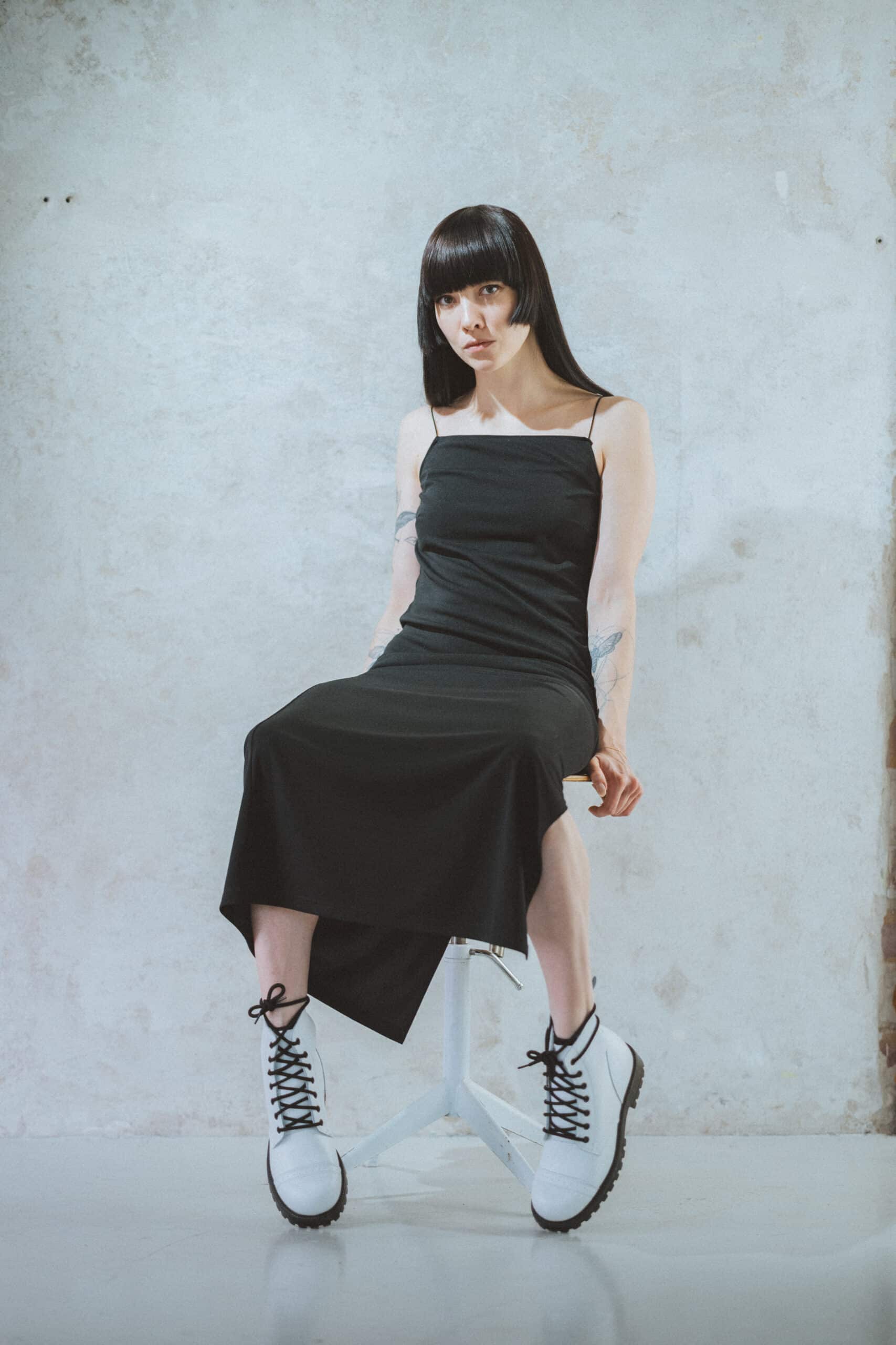 Bottines aviateur en cuir blanc fait main, vue de face