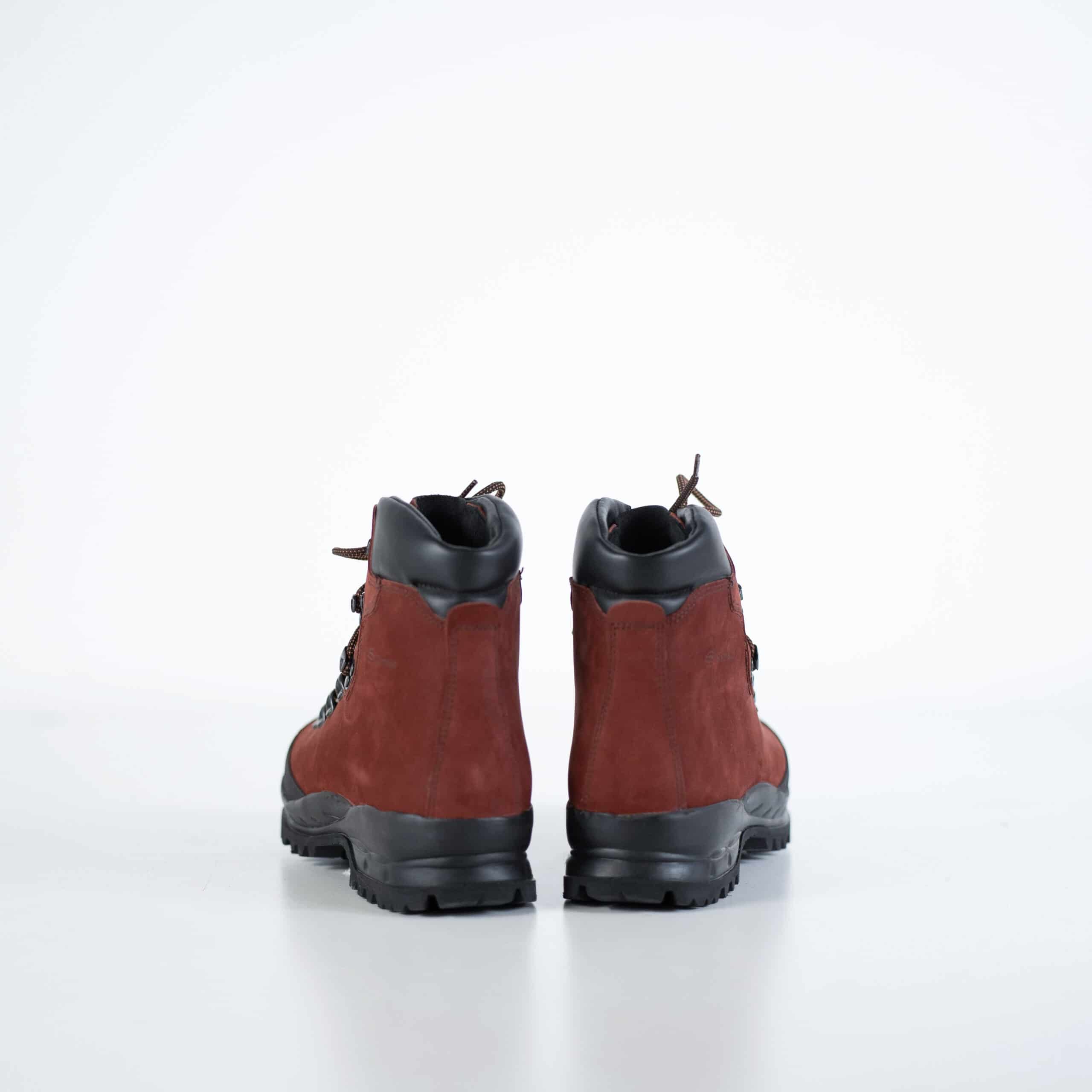 Bottes de randonnée 553P Rosso Aragosta OmaKing, vue de profil arrière avec col rembourré