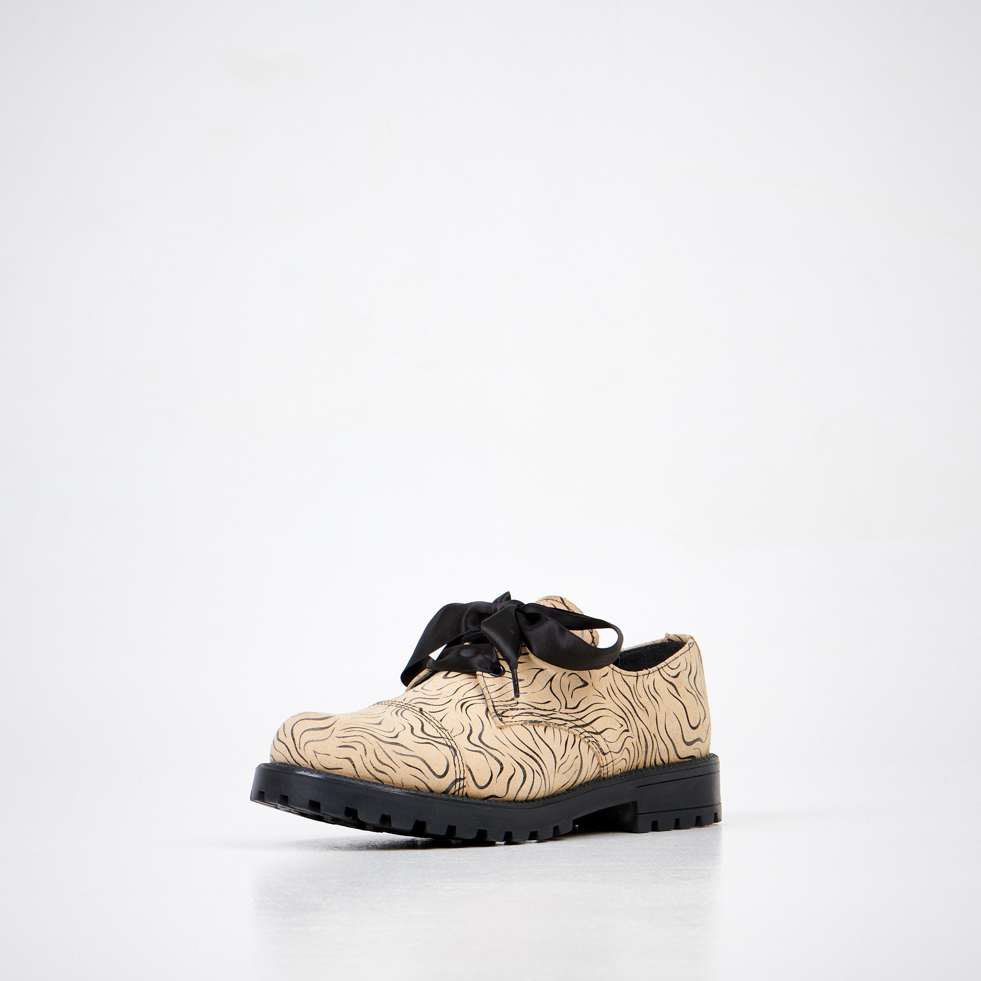 Chaussures OmaKing en cuir beige effet zèbre, vue alternative