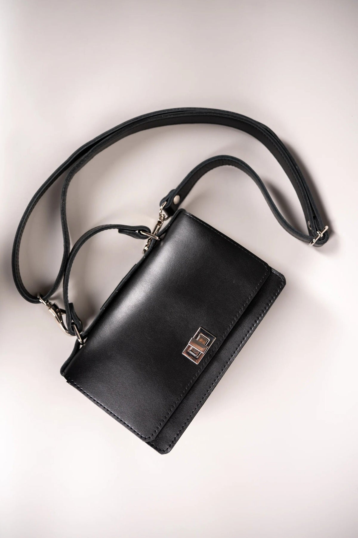 Petit porte-documents en cuir noir, vue 3
