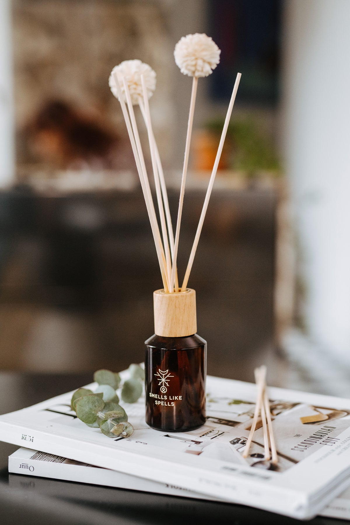Parfums d'intérieur Smells Like Spells, vue lifestyle ambiance détaillée