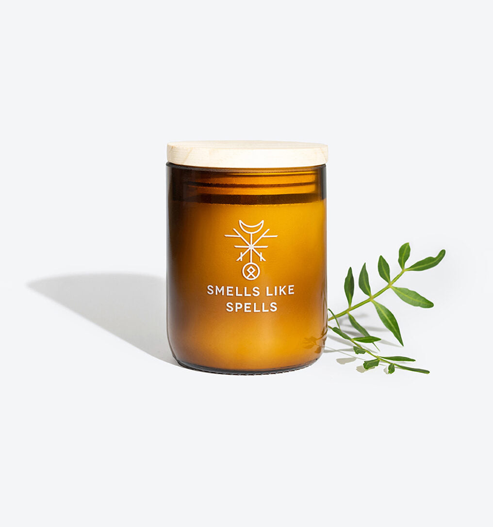 Bougie parfumée Smells Like Spells Frigga, vue détaillée