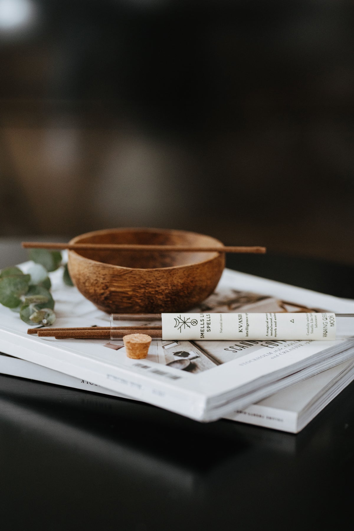 Encens naturel Smells Like Spells, vue lifestyle décor alternative