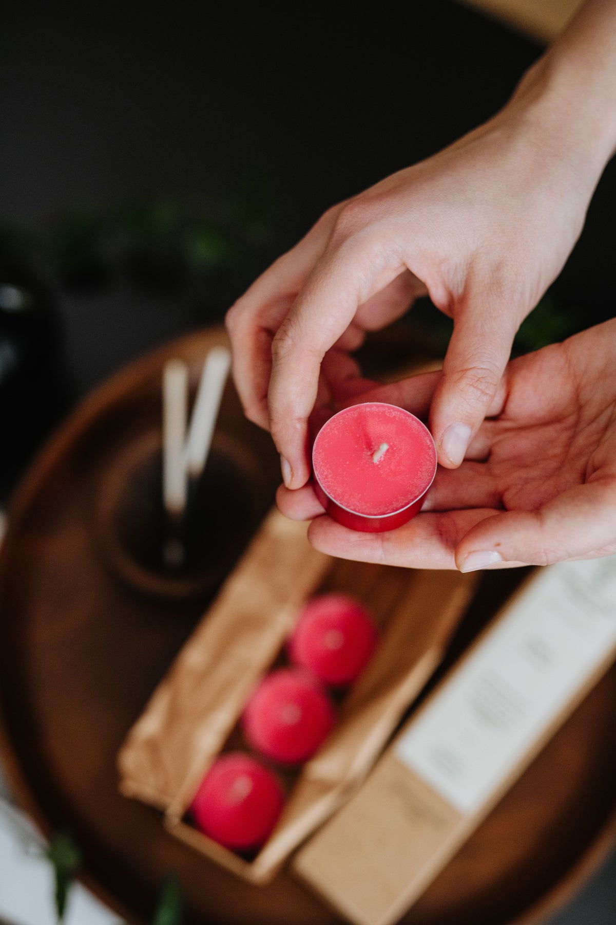 Bougies chauffe-plat Smells Like Spells, vue lifestyle ambiance complète détaillée