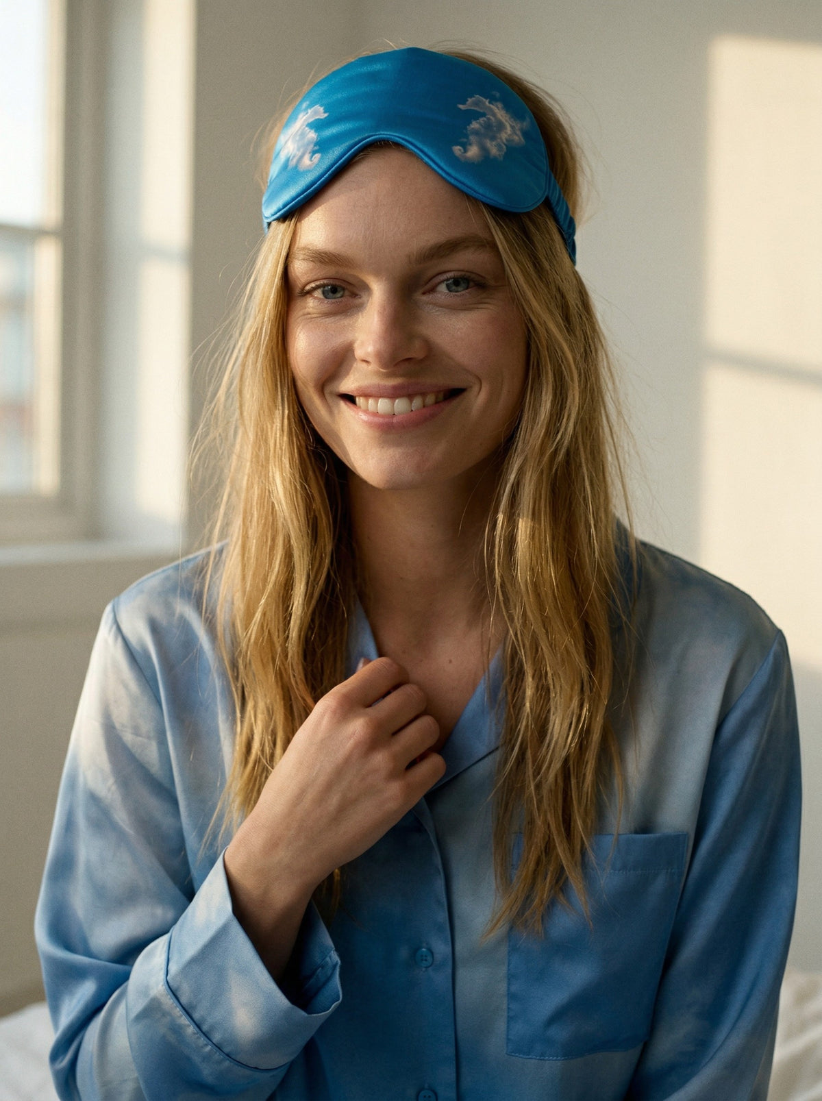Tæwas Silk Sleep Mask – Blue