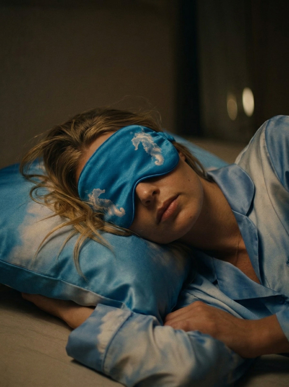 Tæwas Silk Sleep Mask – Blue