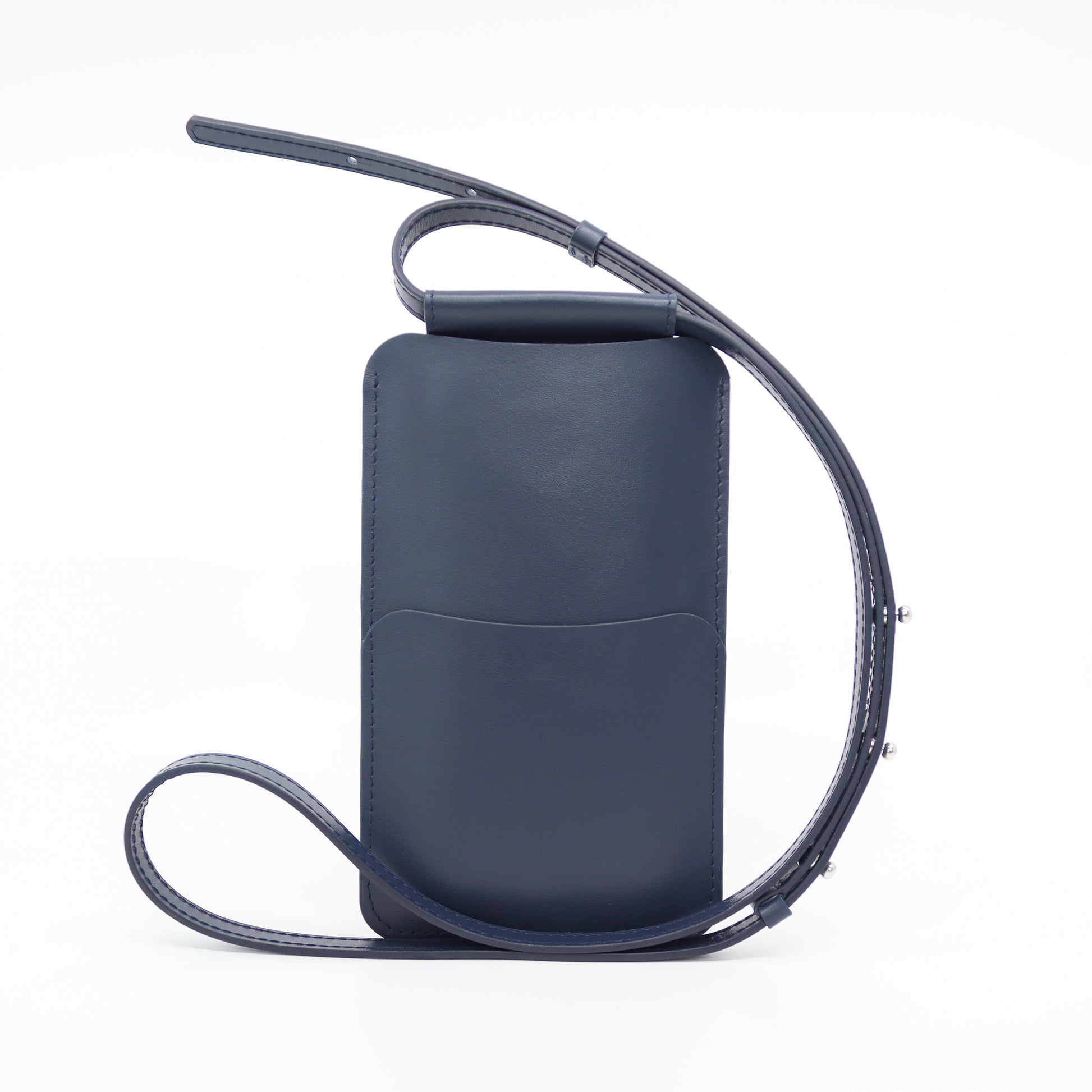 Pochette téléphone en cuir bleu marine KOOS, façade avec poche avant