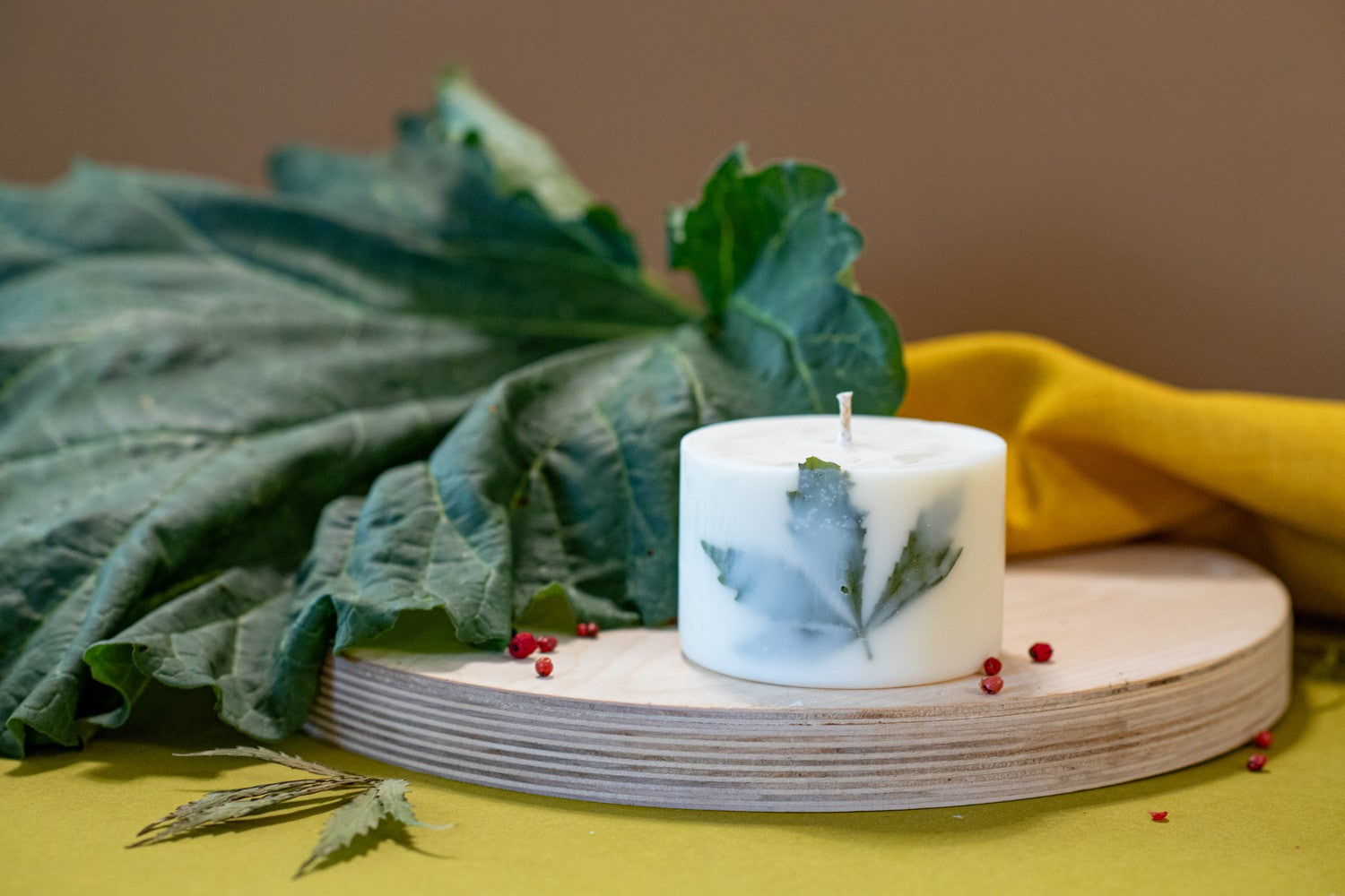 Bougie artisanale en cire de soja parfum sauge sclarée, vue finale