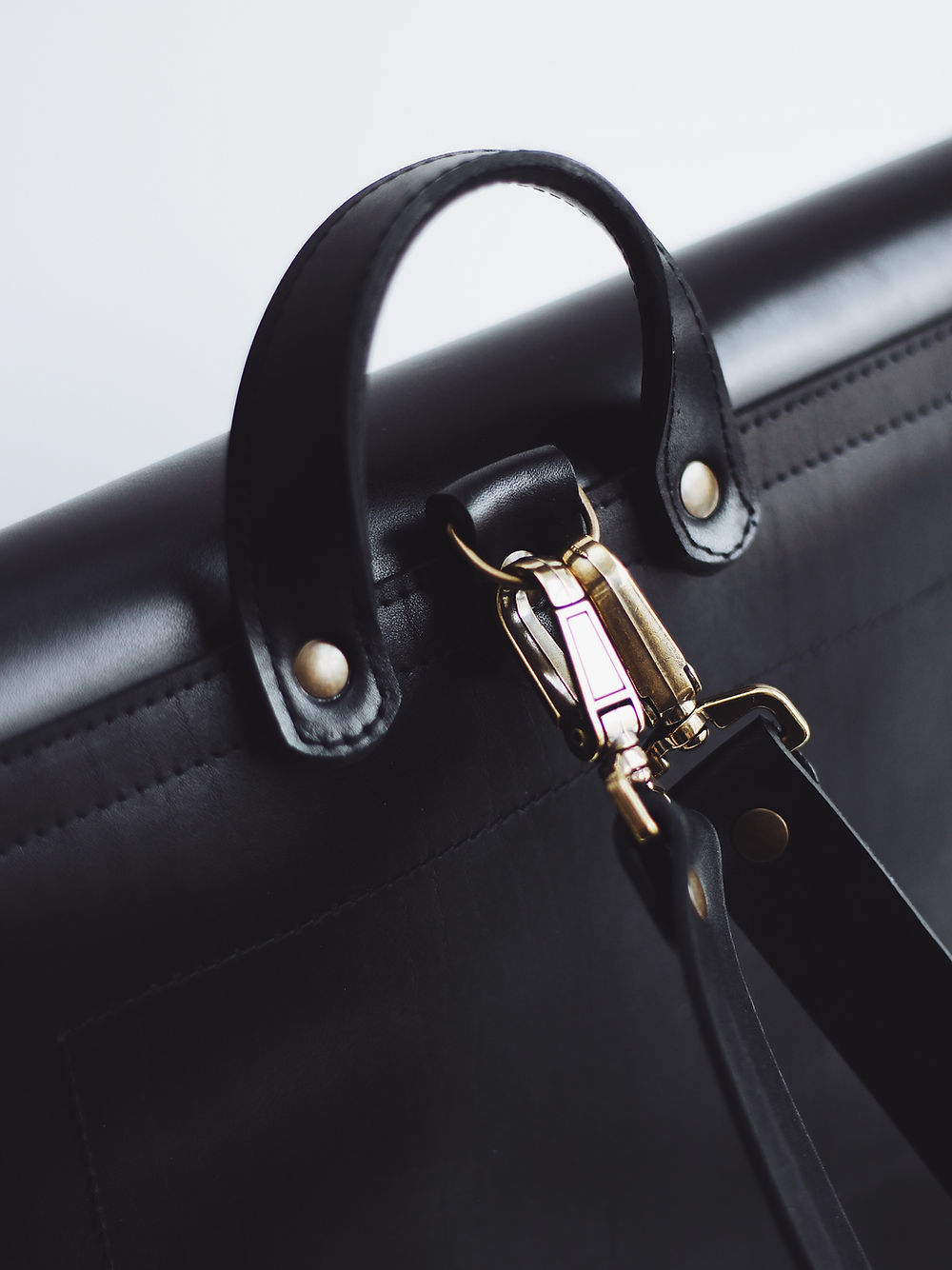 Sac à dos BENJAMIN TOKS VISOKS en cuir noir, vue produit
