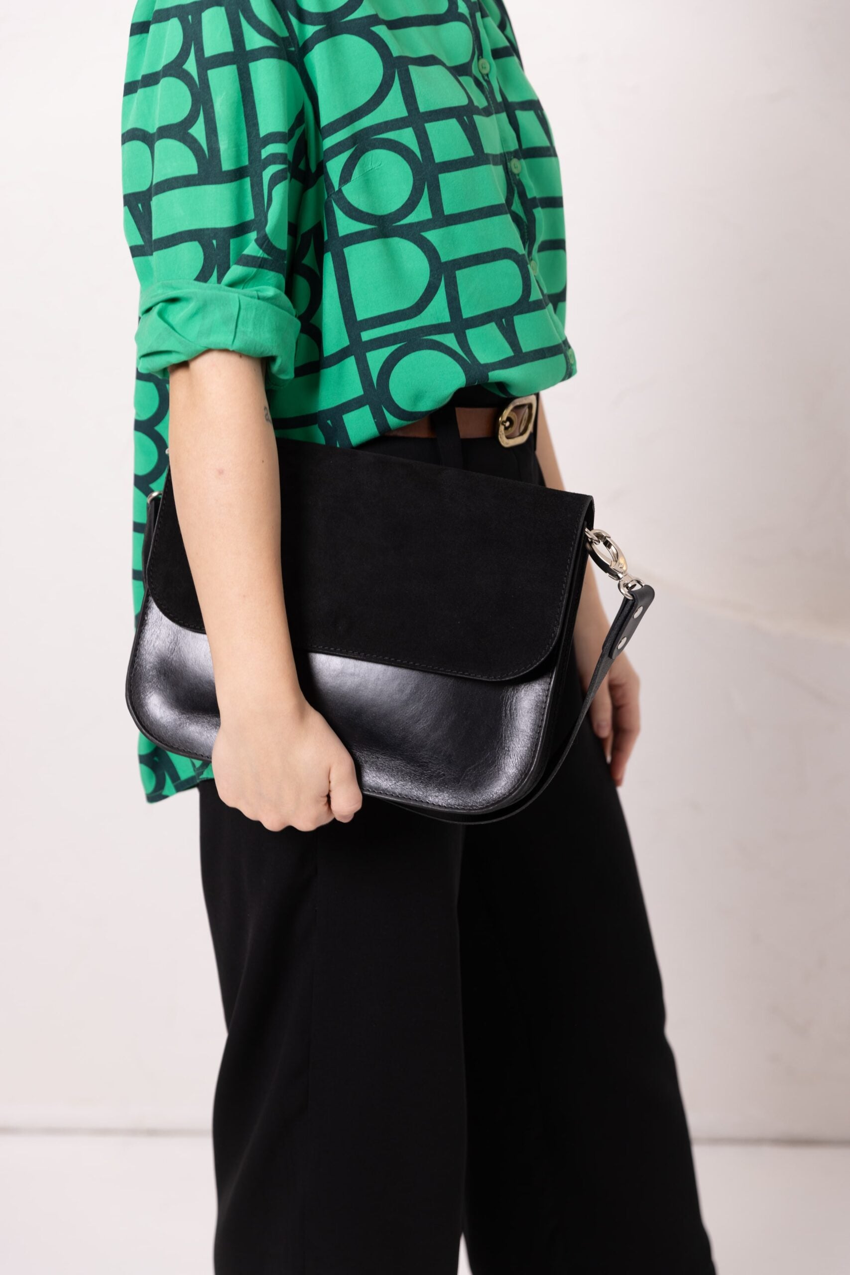 Sac à main ASTORIA TOKS VISOKS en cuir et daim noir, vue alternative finale