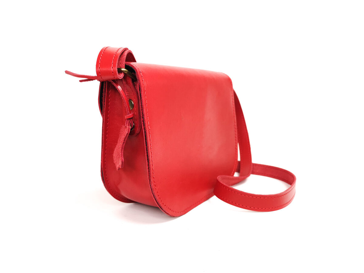Sac selle taille moyenne en cuir naturel rouge, vue alternative