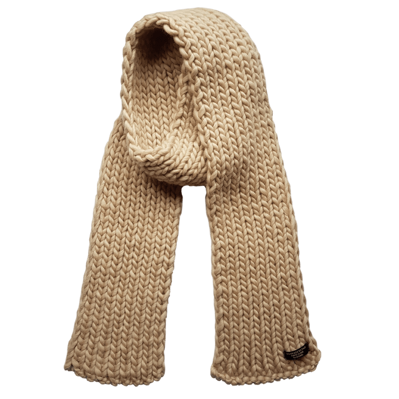 Longue écharpe épaisse LeGarage Knitwear tricotée main en laine, vue produit